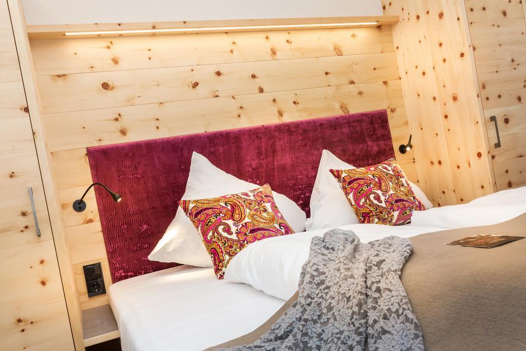Hotel Talblick Saalbach-Hinterglemm Rum bild
